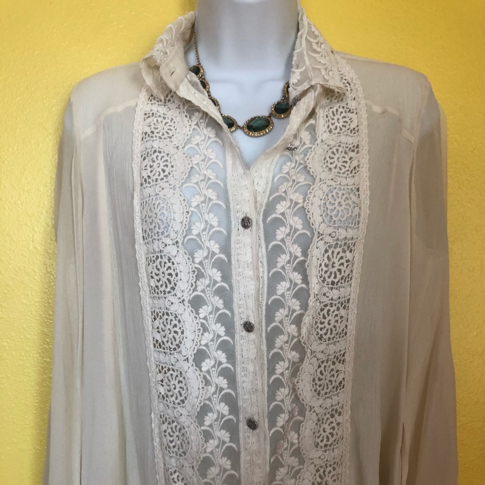 Alice + Olivia Lace Blouse S